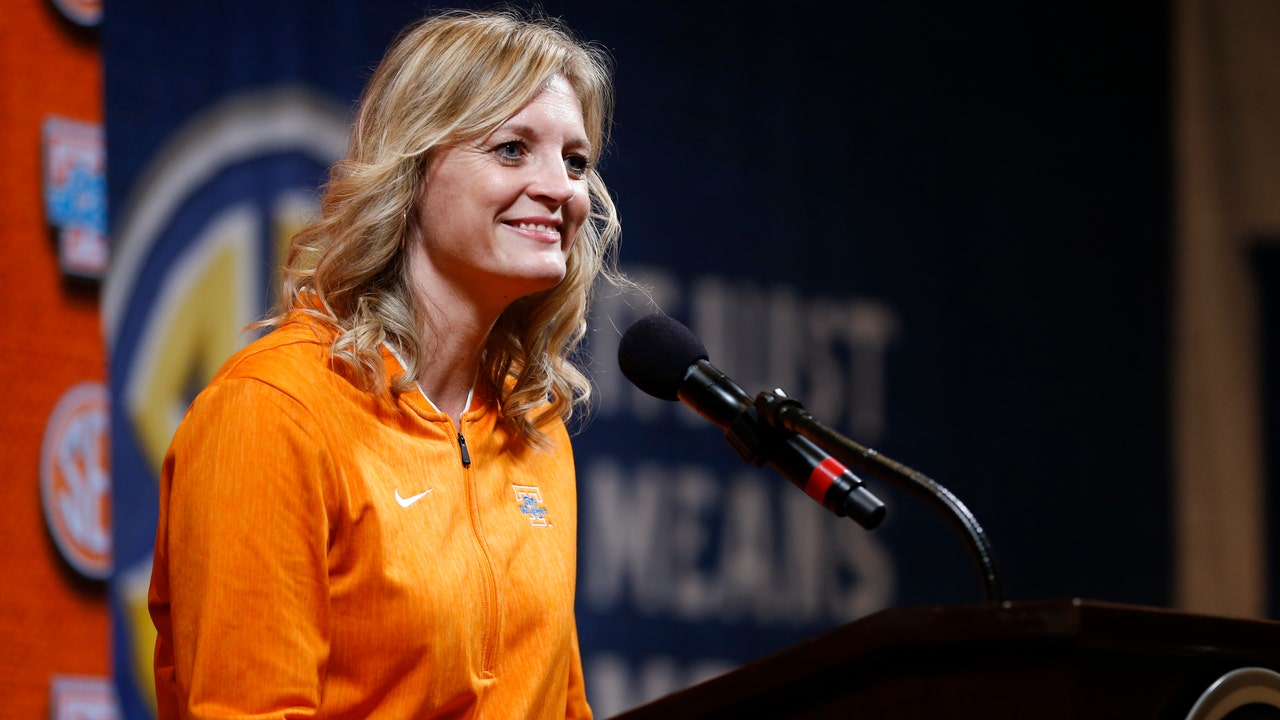 Lady Vols happy heralded freshman Horston still at Tennessee